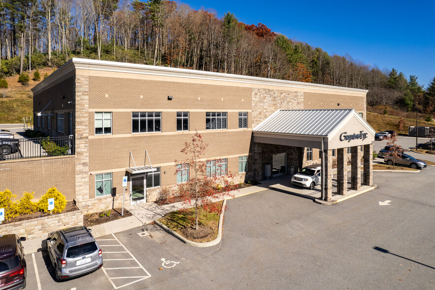 2640 Highway 105, Boone, NC for sale - Primary Photo - Image 1 of 1