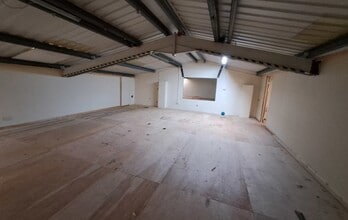 Trenant Industrial Estate, Wadebridge to rent Interior Photo- Image 2 of 5