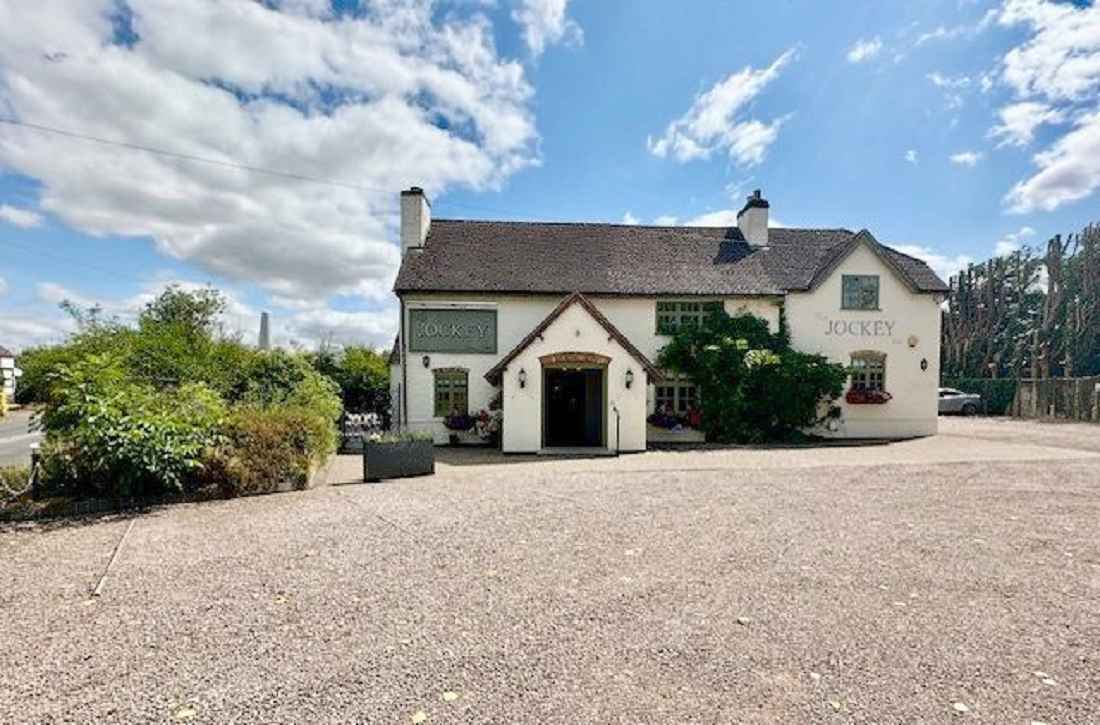 Baughton, Earls Croome for sale Building Photo- Image 1 of 14