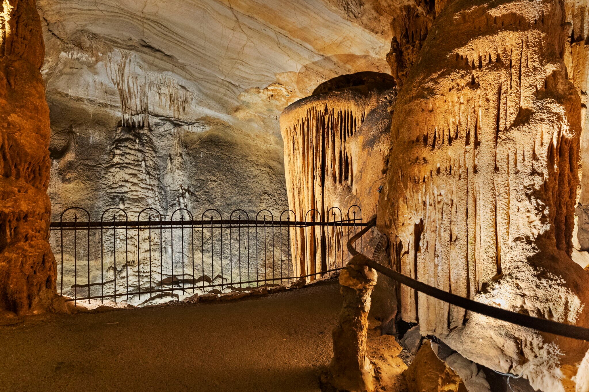 1157 Bristol Caverns Hwy, Bristol 37620 Retail for Sale