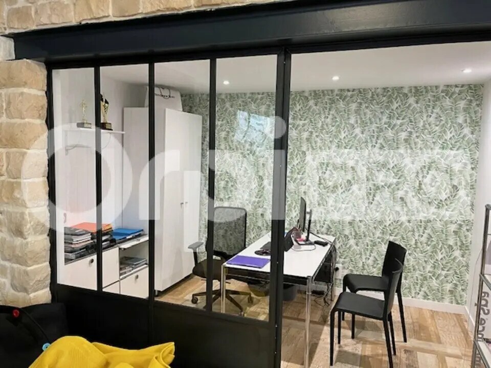 Retail in Aytré for sale Interior Photo- Image 1 of 3