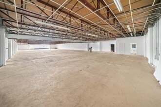 600-612 E Main St, Uvalde, TX to rent Interior Photo- Image 2 of 11