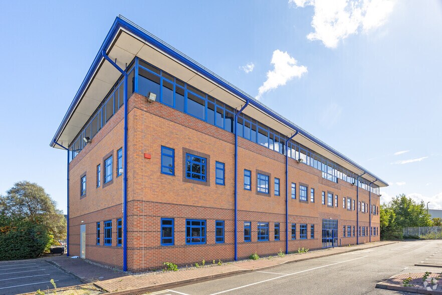 Middle Bank, Doncaster to rent - Building Photo - Image 2 of 3