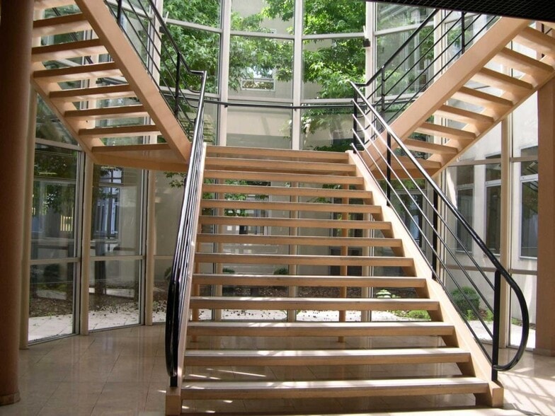 5 Allée Rosa Luxemburg, Eragny to rent - Building Photo - Image 3 of 8