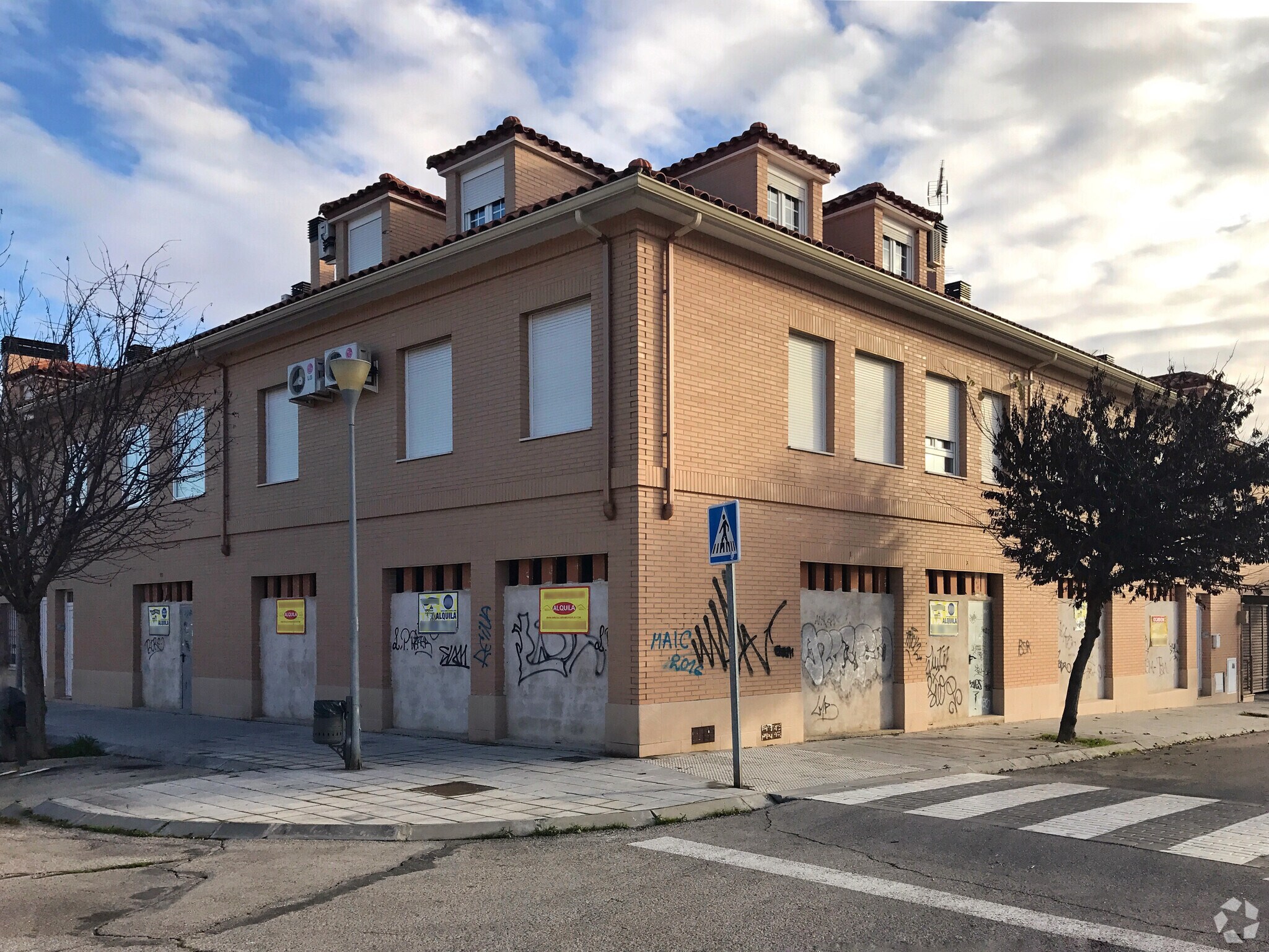 Retail in San Martín de la Vega, Madrid to rent Interior Photo- Image 1 of 2