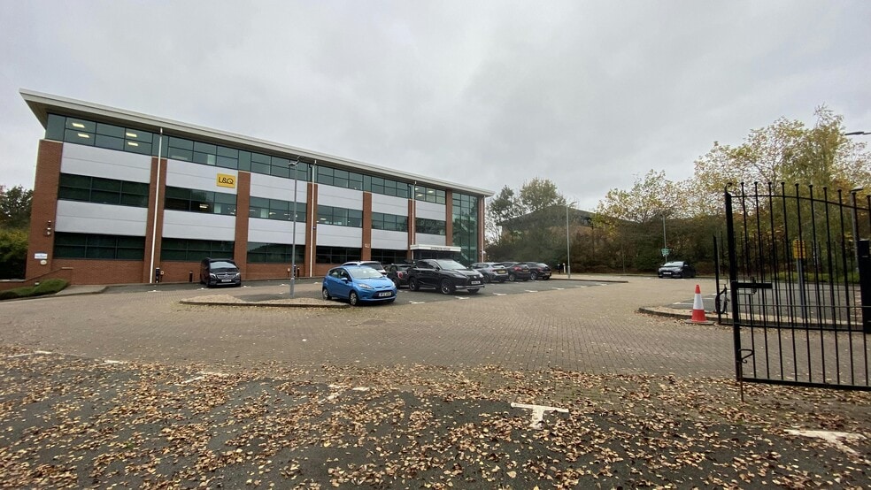 Pegasus Ct, Warwick to rent - Building Photo - Image 3 of 12