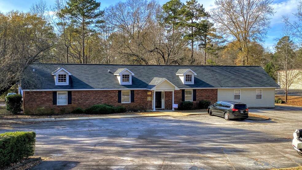 7801 St Andrews Rd, Irmo, SC for rent - Building Photo - Image 3 of 9