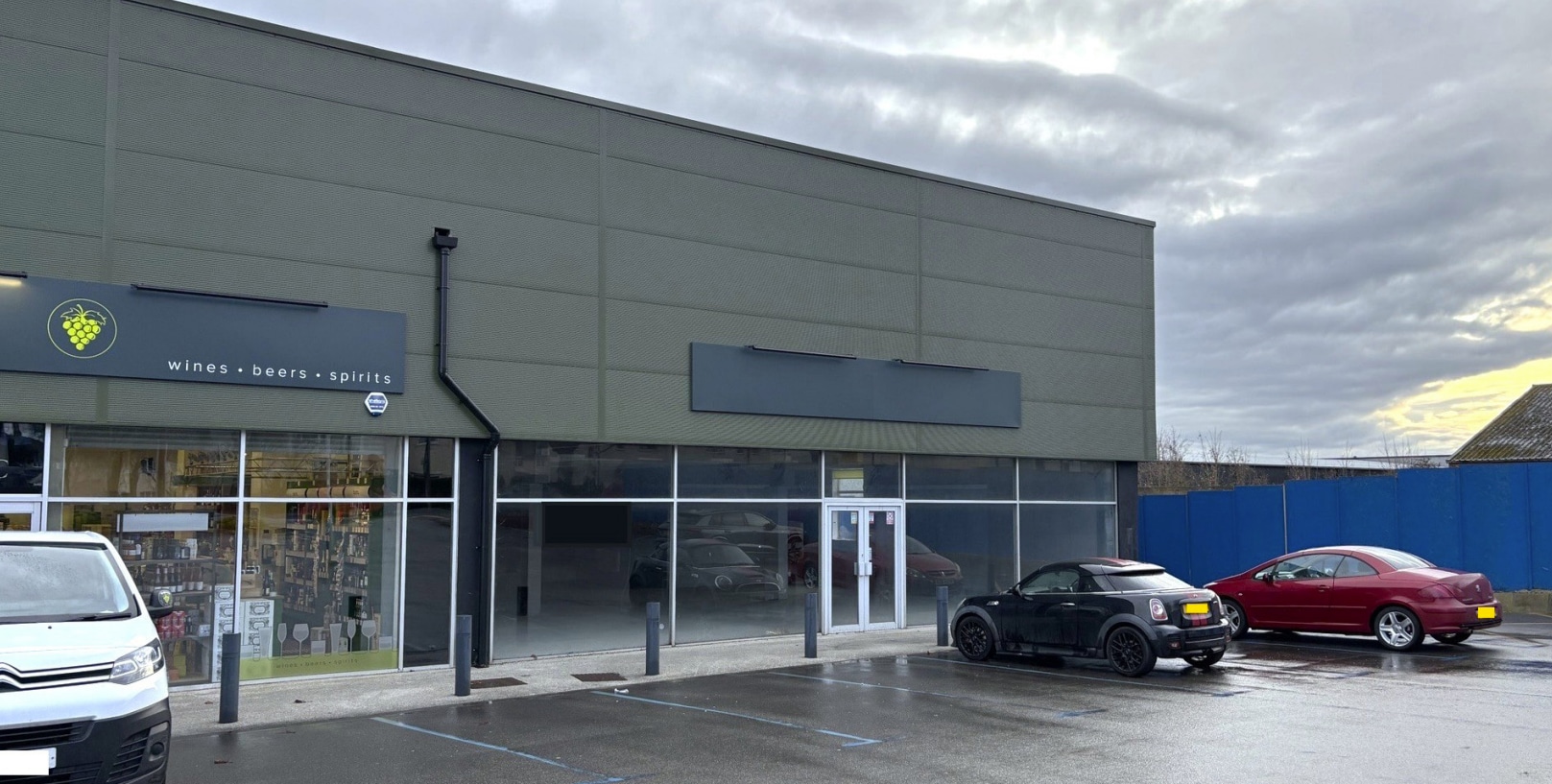 300-322 Wragby Rd, Lincoln to rent Primary Photo- Image 1 of 2