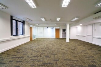 Murray Rd, Orpington to rent Interior Photo- Image 2 of 2