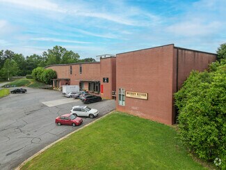 More details for 1500 River Dr, Belmont, NC - Light Industrial for Rent