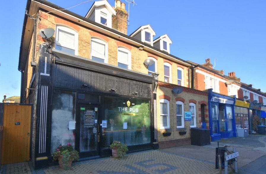 9 The Broadway, Broadstairs for sale - Primary Photo - Image 1 of 1