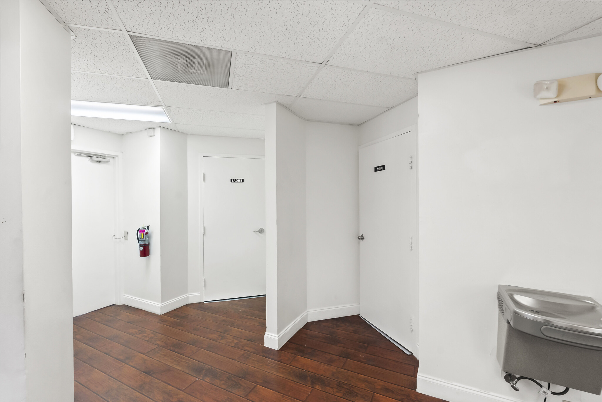 3201 Griffin Rd, Fort Lauderdale, FL for rent Building Photo- Image 1 of 14