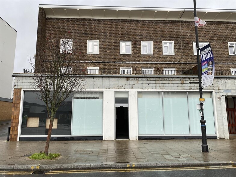 11-13 The Broadway, Loughton to rent - Building Photo - Image 2 of 3