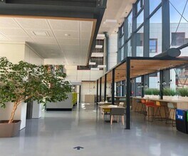 66 Chemin Du Moulin Carron, Dardilly to rent Interior Photo- Image 1 of 6