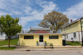 42 W Spring St, Port Austin, MI for sale Primary Photo- Image 1 of 32