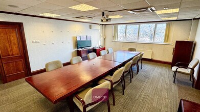 Lichfield Rd, Branston to rent Interior Photo- Image 1 of 9