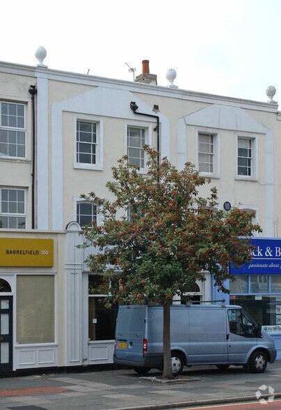 296-298 Ewell Rd, Surbiton to rent - Building Photo - Image 2 of 2