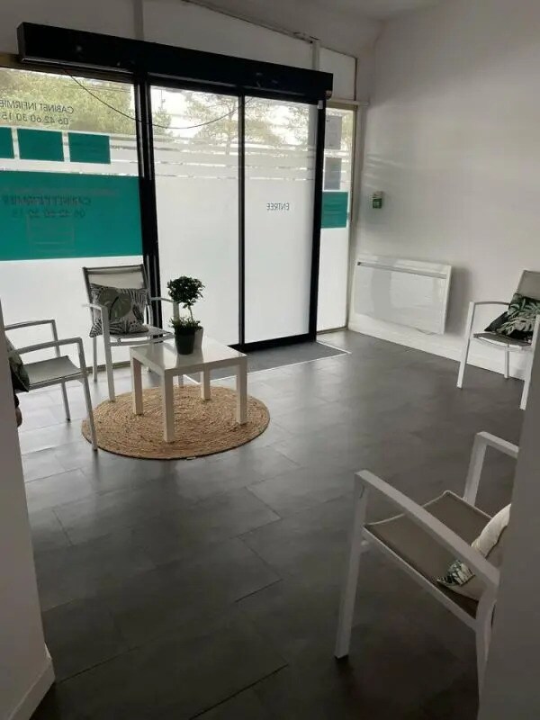 Vente Commerce 62 m² - Photo 1