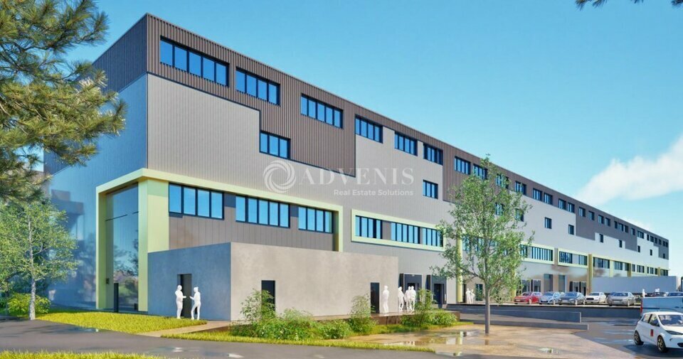 Industrial in Gonesse to rent - Building Photo - Image 2 of 7