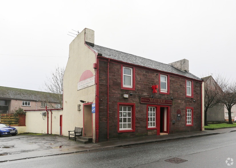 37 Whitehall, Maybole for sale - Primary Photo - Image 1 of 48
