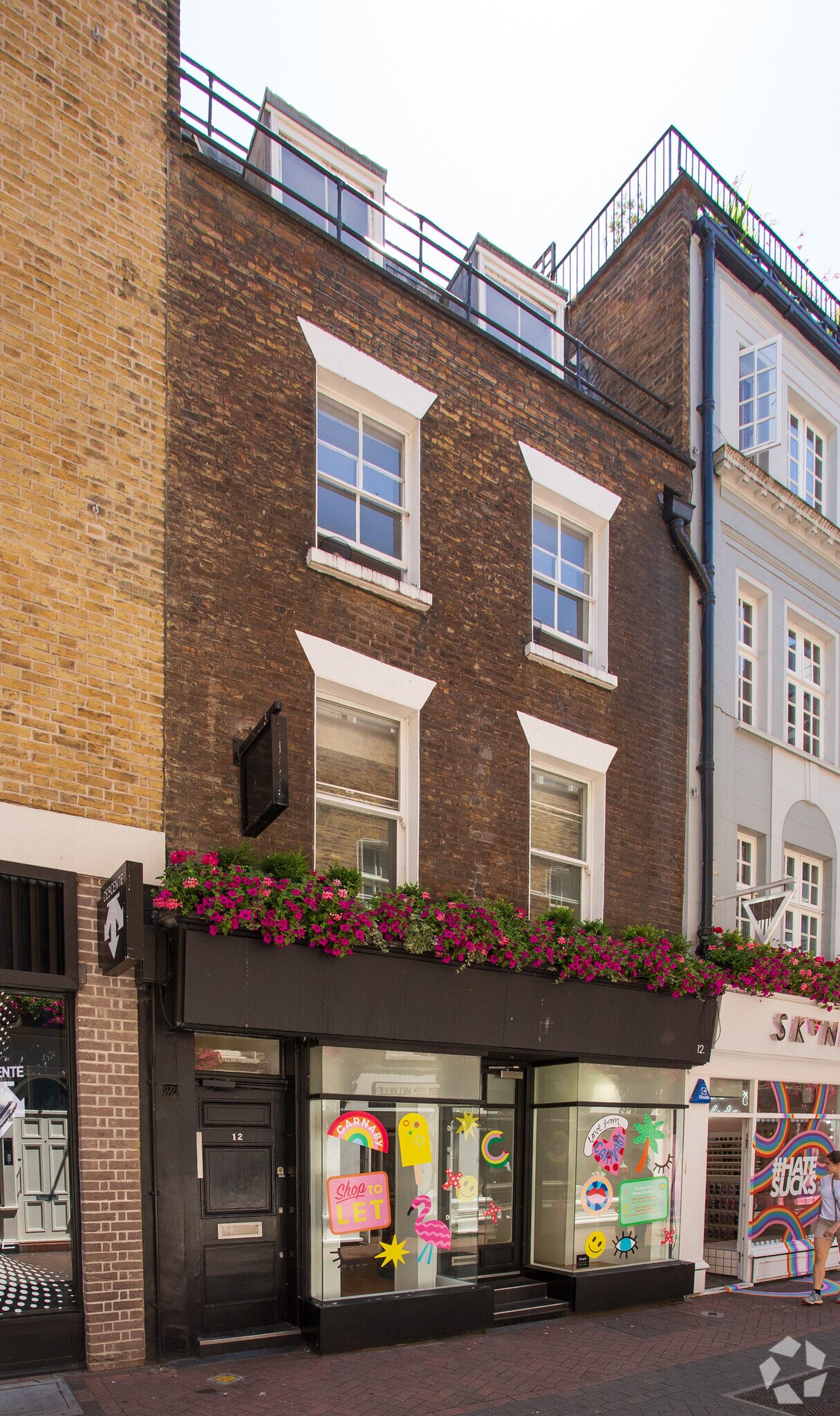 12 Fouberts Pl, London for sale Primary Photo- Image 1 of 1