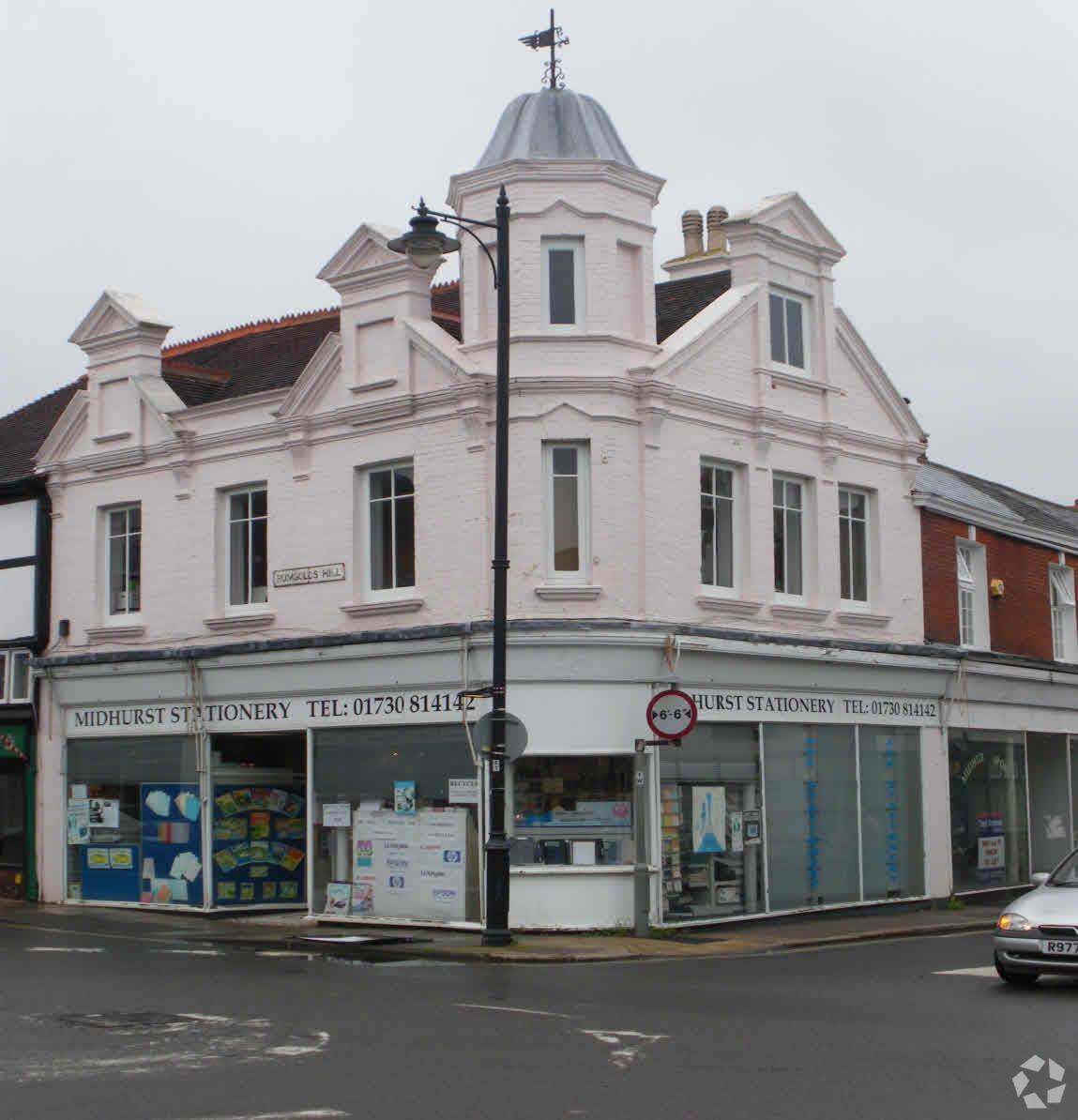 1-3 Rumbolds Hl, Midhurst for sale Primary Photo- Image 1 of 11