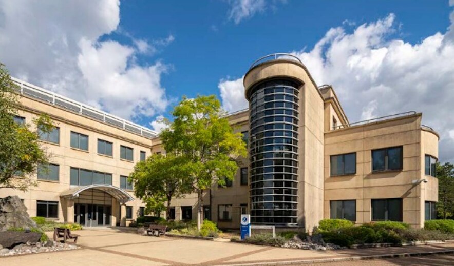 1 Gladiator Way, Farnborough for sale Building Photo- Image 1 of 1