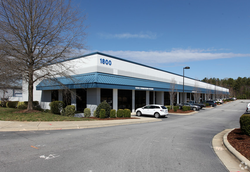 1800-1834 Garner Station Blvd, Raleigh, NC for rent - Building Photo - Image 3 of 6