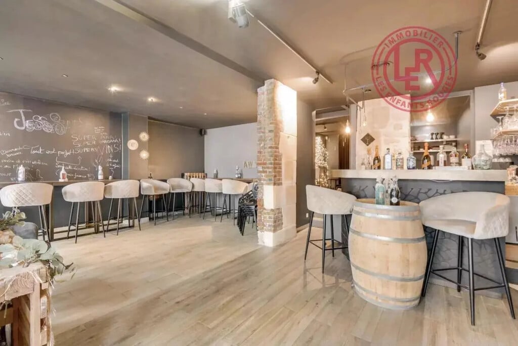 Location Commerce 110 m² - Photo 1