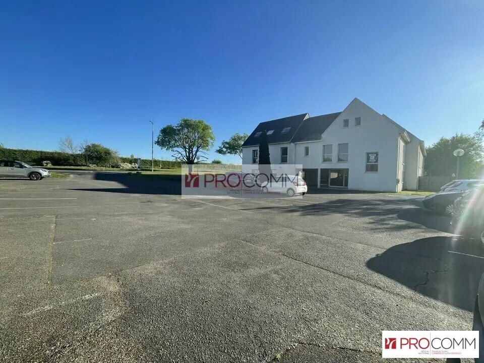 Office in Chartres to rent Building Photo- Image 1 of 11