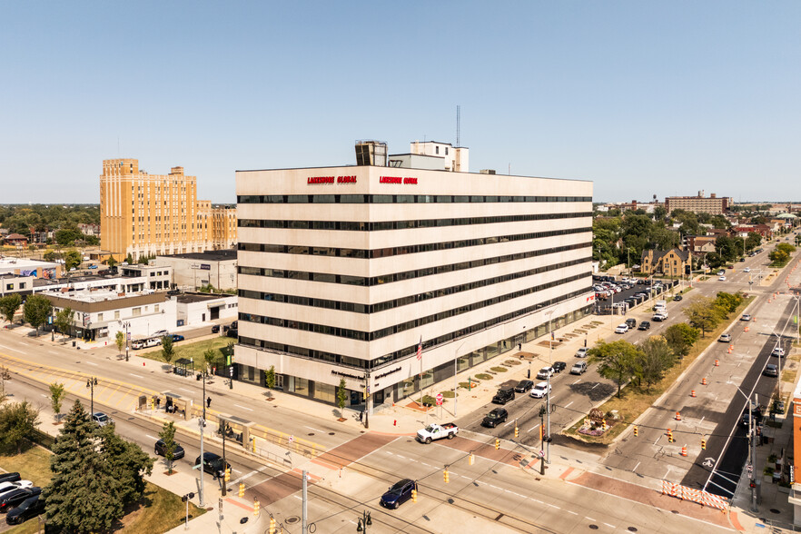 7300 Woodward Ave, Detroit, MI for rent - Building Photo - Image 1 of 15