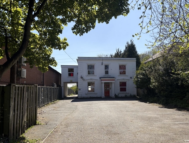 More details for 158 Millbrook Rd E, Southampton - Office to Rent