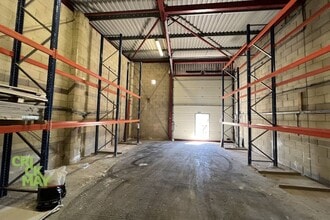 Station Rd, East Preston to rent Interior Photo- Image 2 of 4