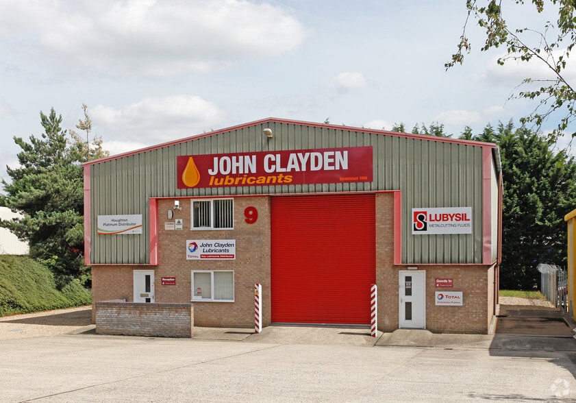 9 Frensham Rd, Norwich for sale - Building Photo - Image 1 of 1