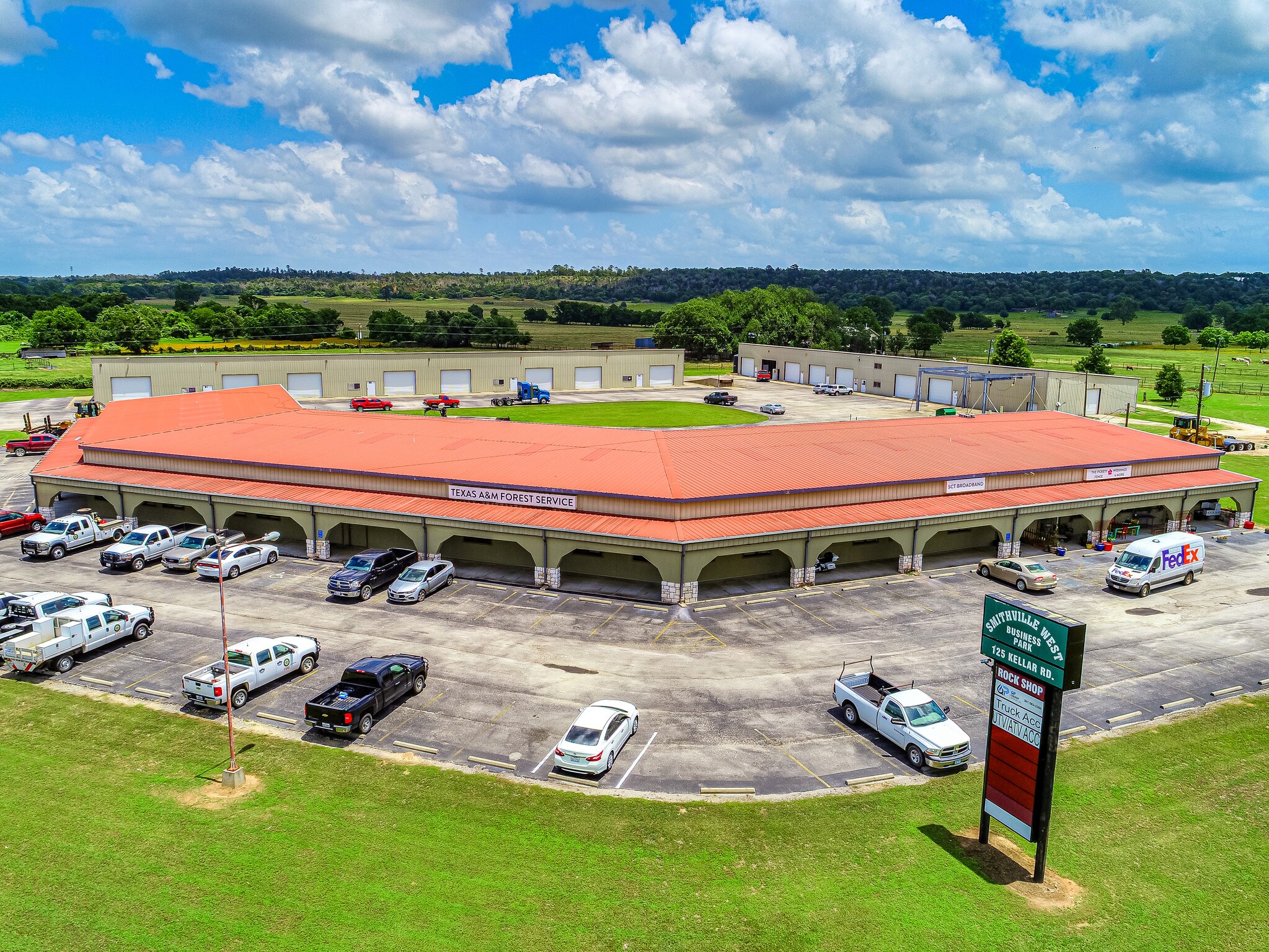 125 Kellar Rd, Smithville, TX for sale Primary Photo- Image 1 of 1