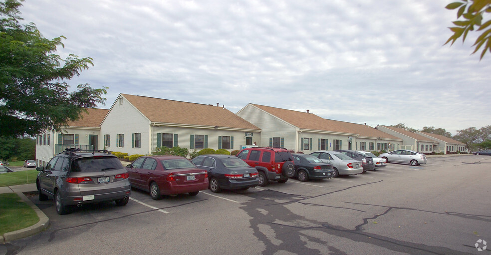 850 Aquidneck Ave, Middletown, RI for rent - Building Photo - Image 1 of 9