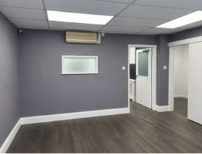 27A Mill Rd, Crawley to rent Interior Photo- Image 1 of 1