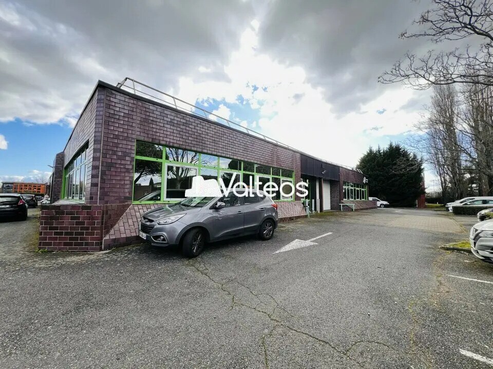 Office in Labège to rent Building Photo- Image 1 of 12