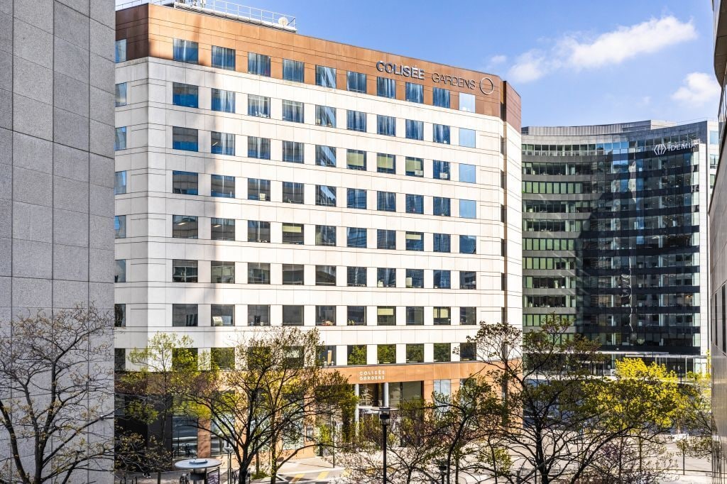 8-14 Avenue De L'Arche, Courbevoie to rent Building Photo- Image 1 of 14