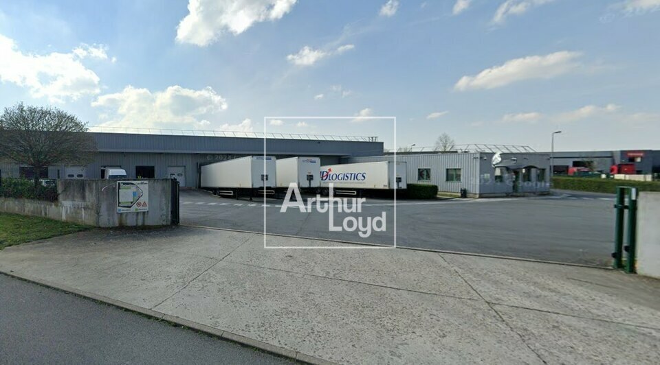 Light Industrial in Brie-Comte-Robert to rent - Building Photo - Image 1 of 2