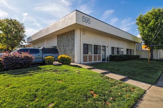 More details for 299 Old County Rd, San Carlos, CA - Light Industrial, Industrial to Rent