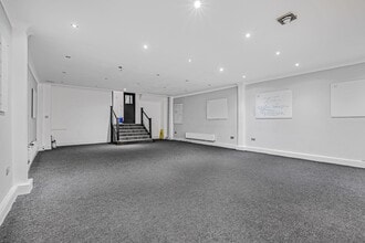 56 Stamford St, London to rent Interior Photo- Image 1 of 20