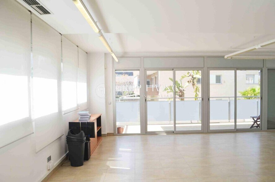 Office / Retail in Sitges, Barcelona to rent - Interior Photo - Image 2 of 3