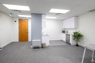 10 King St E, Toronto, ON for rent Building Photo- Image 2 of 6