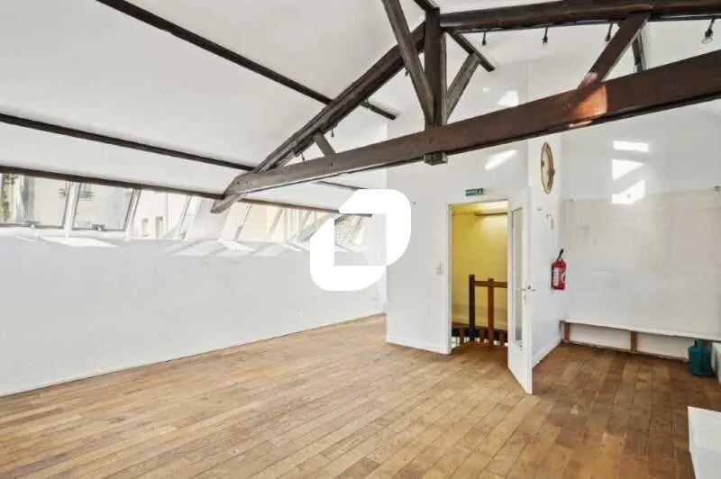 Location Bureaux 233 m² - Photo 1