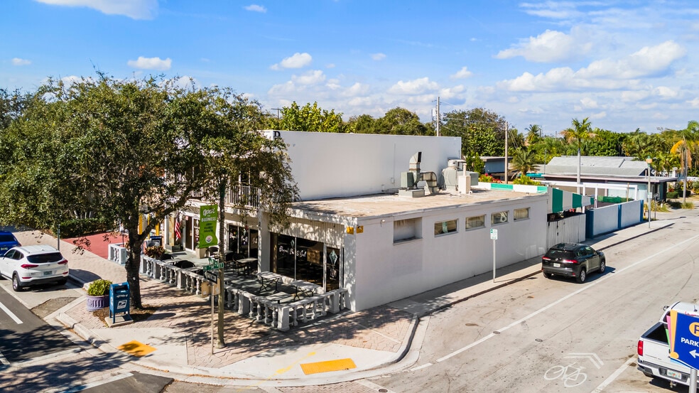 502-504 Lucerne Ave, Lake Worth, FL to rent - Building Photo - Image 1 of 46