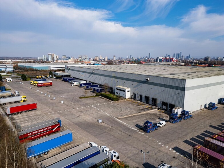 Fraser Pl, Manchester to rent - Building Photo - Image 3 of 16