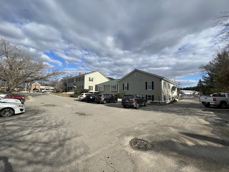 744 Roosevelt Trl, Windham, ME for sale - Building Photo - Image 1 of 1