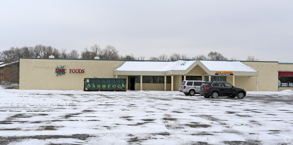 1500 Howard Ave, Maple Plain, MN for rent - Building Photo - Image 3 of 3