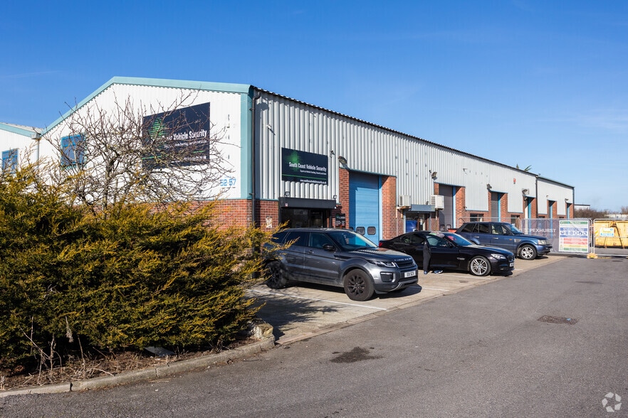 Eastbourne Rd, Westham to rent - Primary Photo - Image 1 of 3